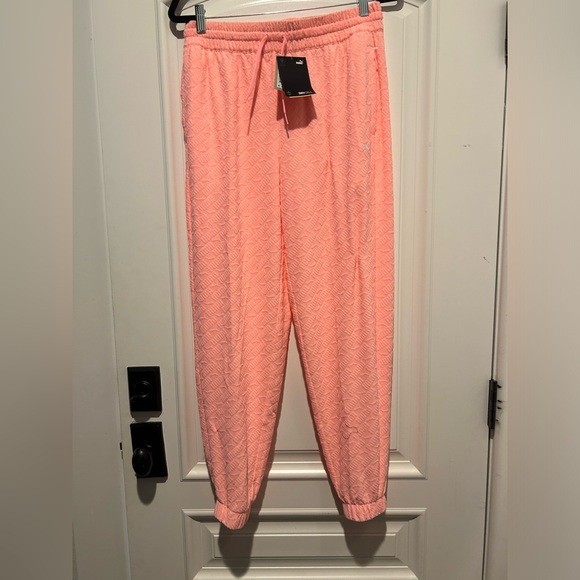 puma sweatpants, size medium - Picture 1 of 2